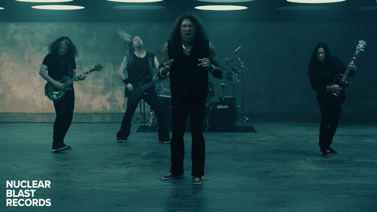 Било како било, новата песна на Testament, "Infanticide A.I." ја слушнав веројатно меѓу последните луѓе на планетава. Звучи, како што звучи,